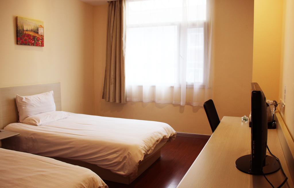 Hanting Express Jinzhou Luoyang Road Central Avenue Kamer foto