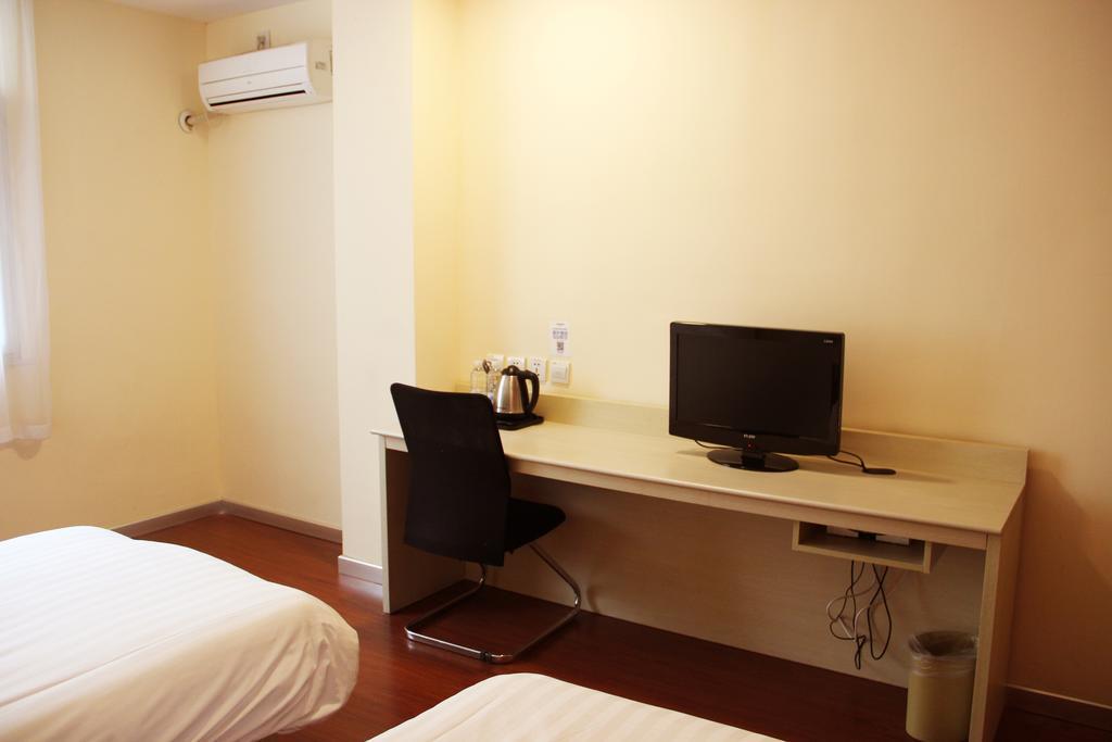 Hanting Express Jinzhou Luoyang Road Central Avenue Kamer foto